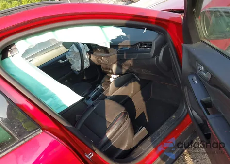 2023 Ford Escape St Line z USA, uszkodzony, nr VIN 1FMCU9MN8PUB42123